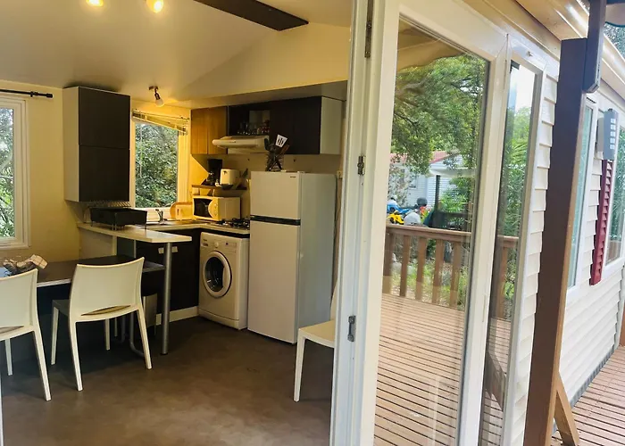 Les Bergeries De Petralonga * סוטה