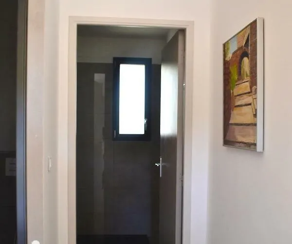 בית נופש Les Bergeries De Petralonga סוטה