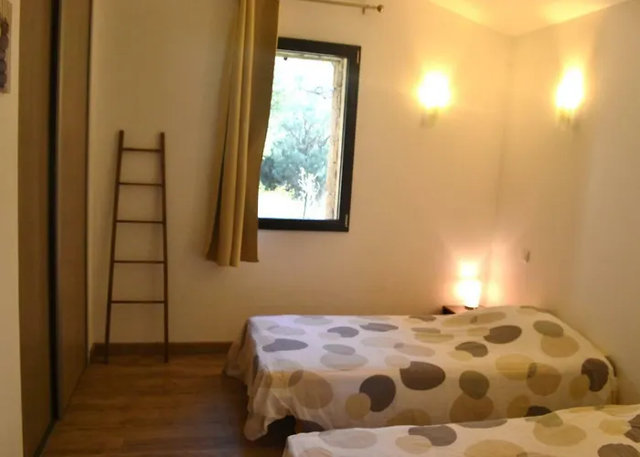 בית נופש Les Bergeries De Petralonga